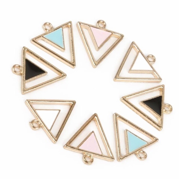🔴 5 for $10 ONE Pink Gold Triangle Shaped Pendant Zinc Alloy Enamel - Picture 7 of 8